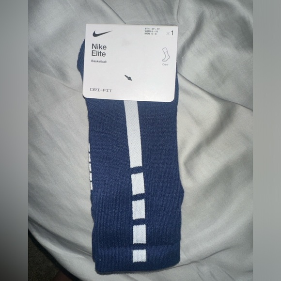 Nike Elite Socks - Picture 1 of 2